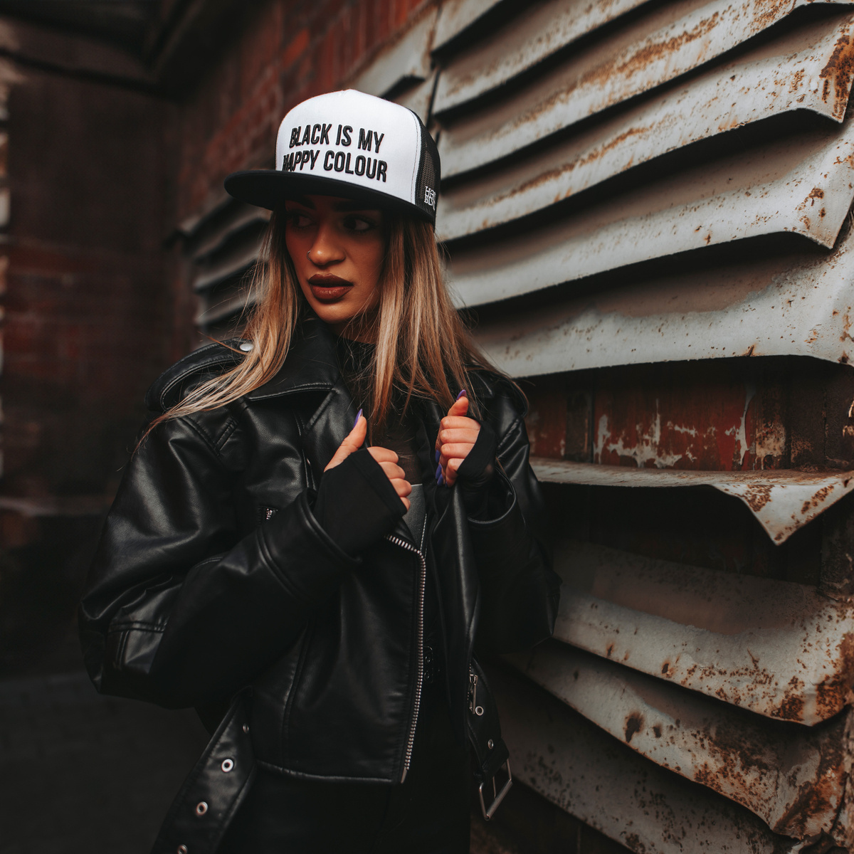 Black is my happy colour Trucker